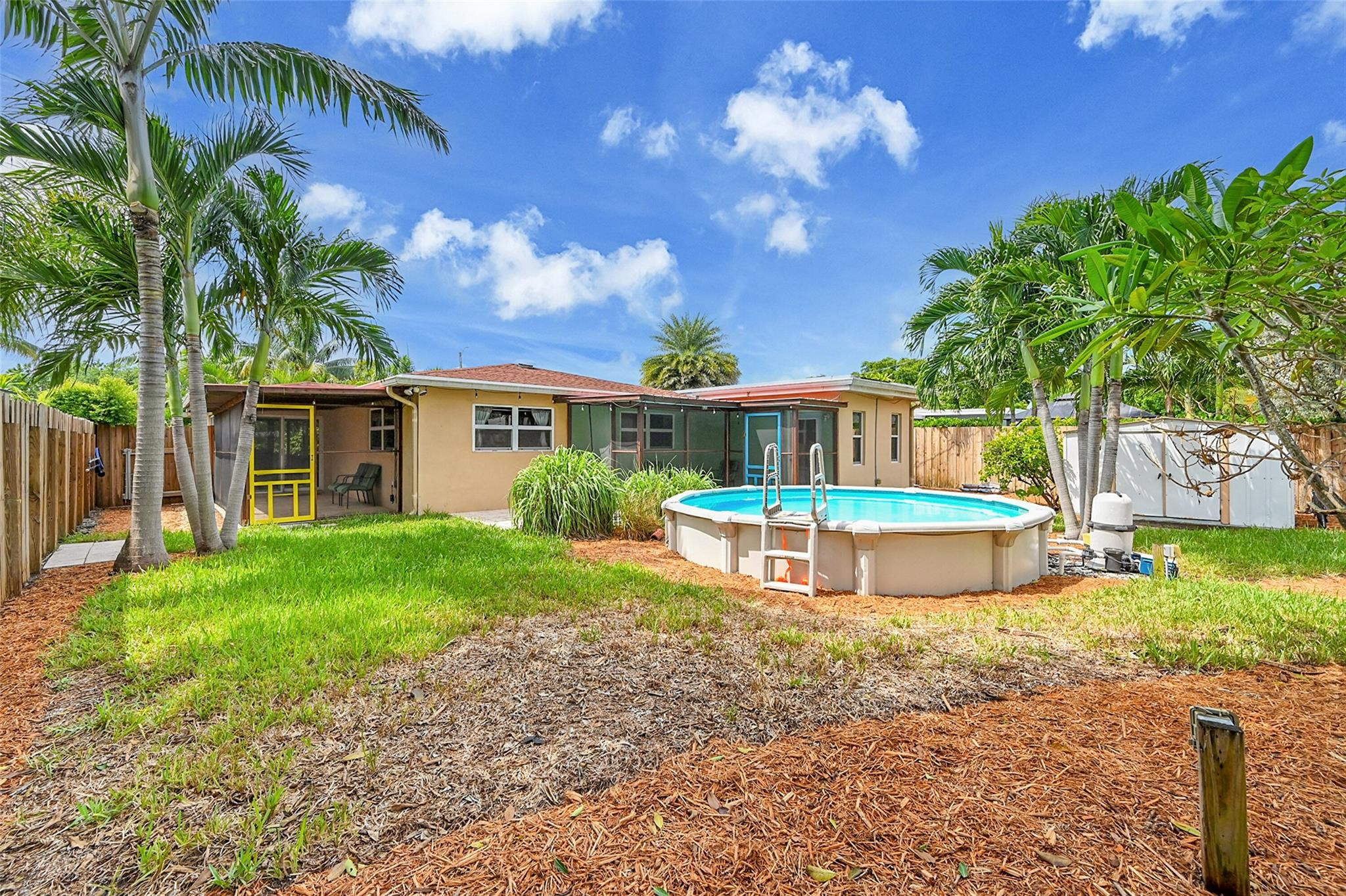 351 NE 42nd Ct
