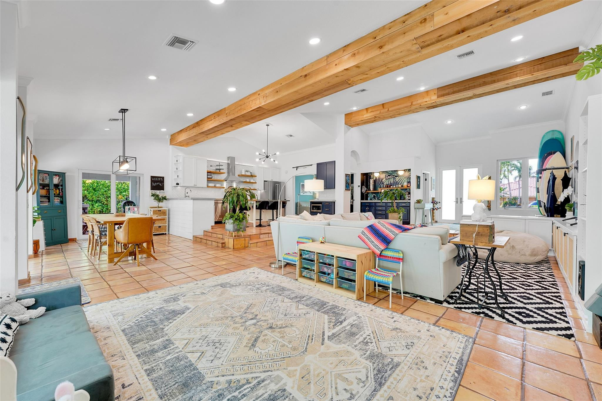 2739 Oak Tree Ln