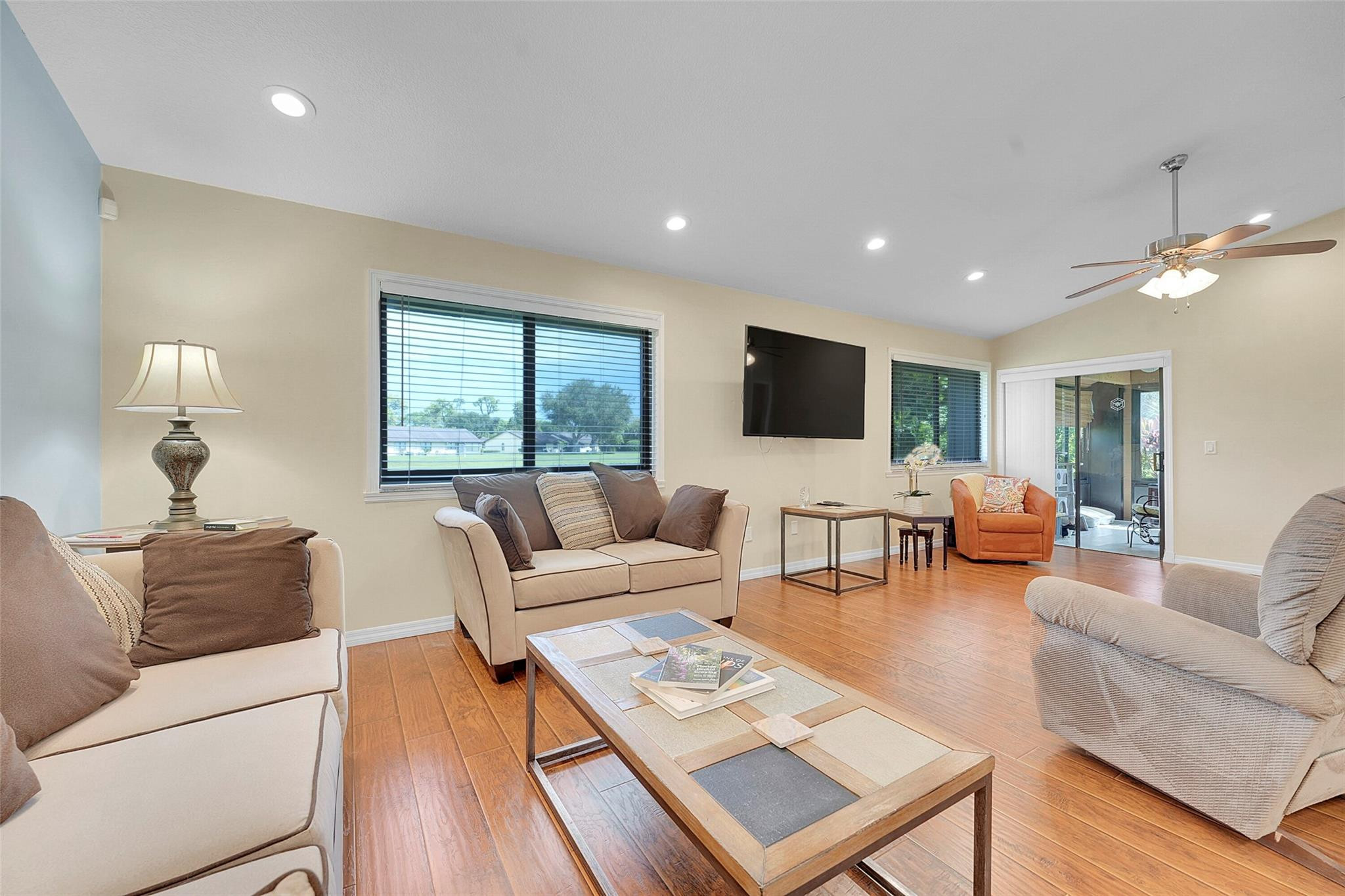 468 Long Bow Ct 468