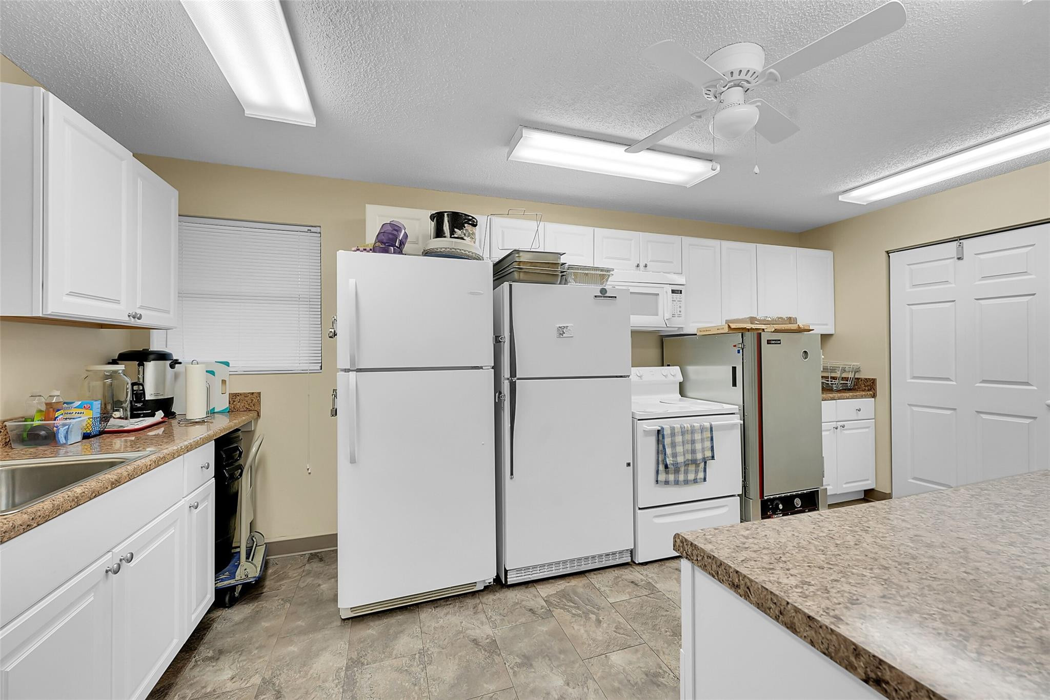 468 Long Bow Ct 468