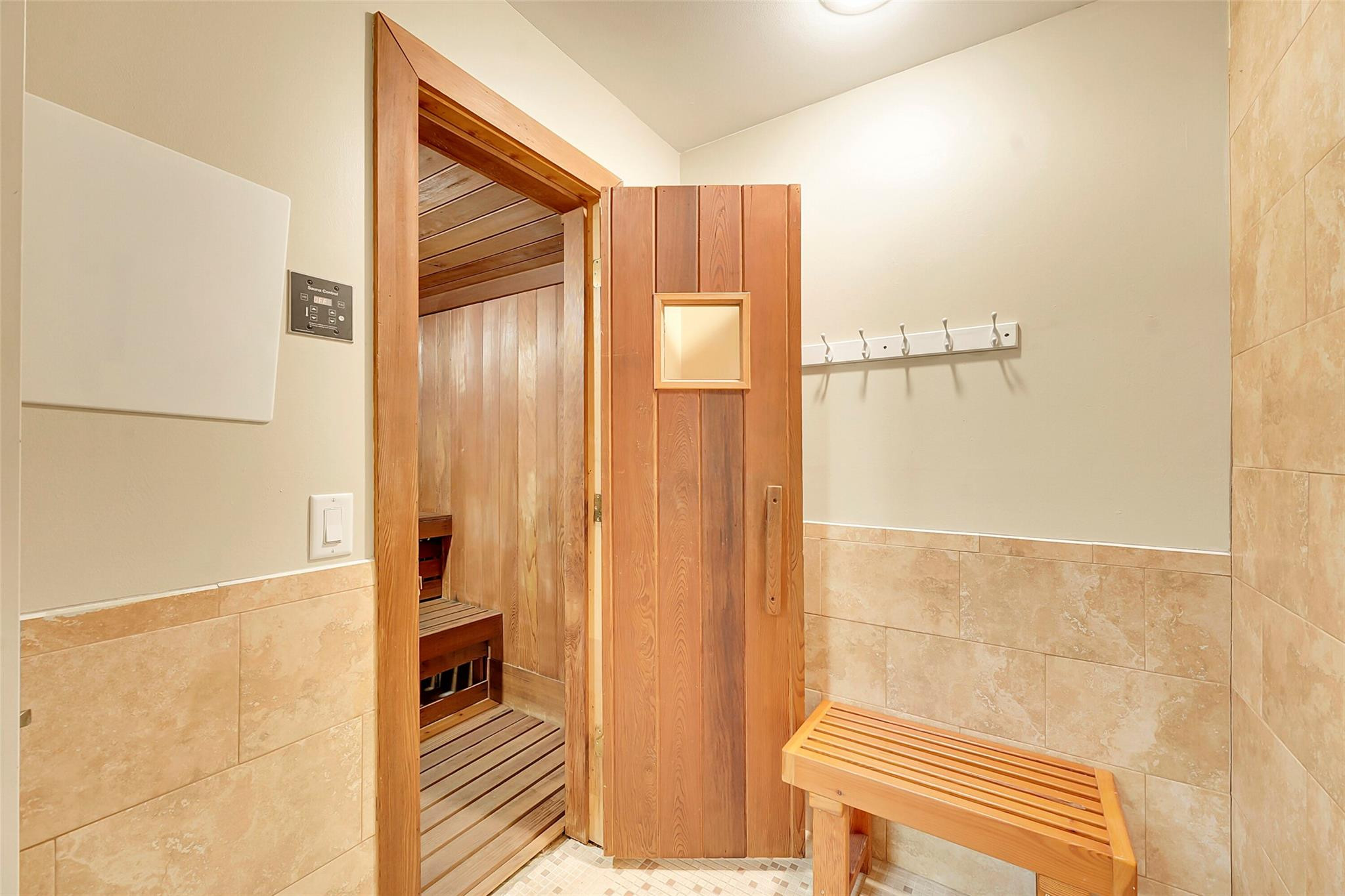 468 Long Bow Ct 468