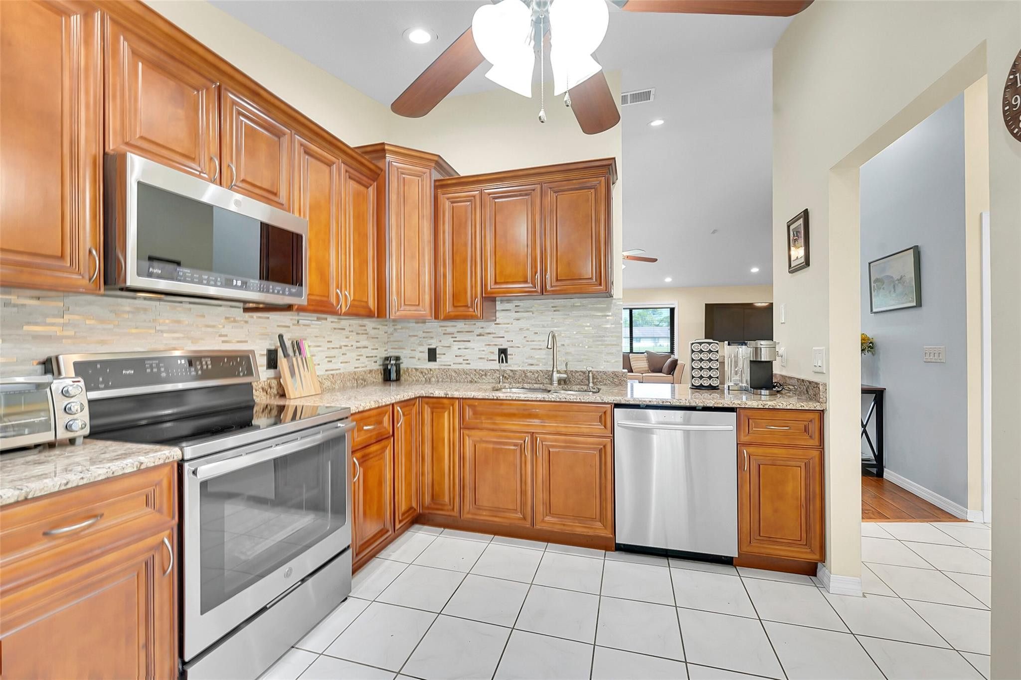 468 Long Bow Ct 468