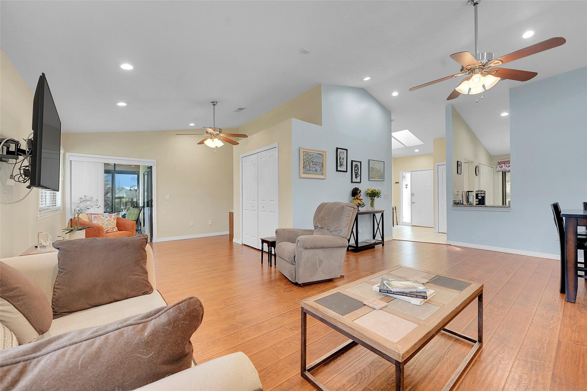 468 Long Bow Ct 468