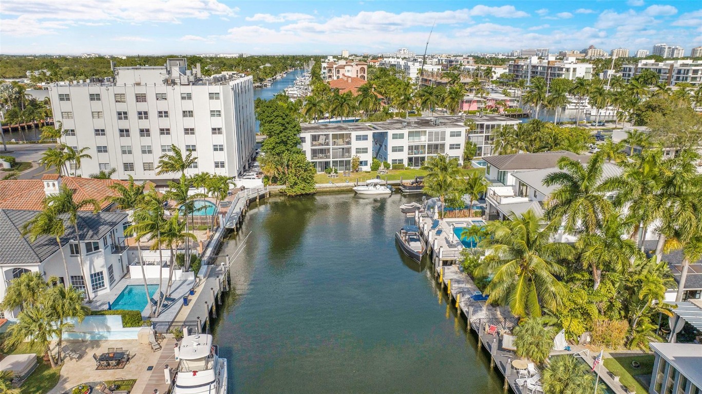 1790 E Las Olas Blvd 25