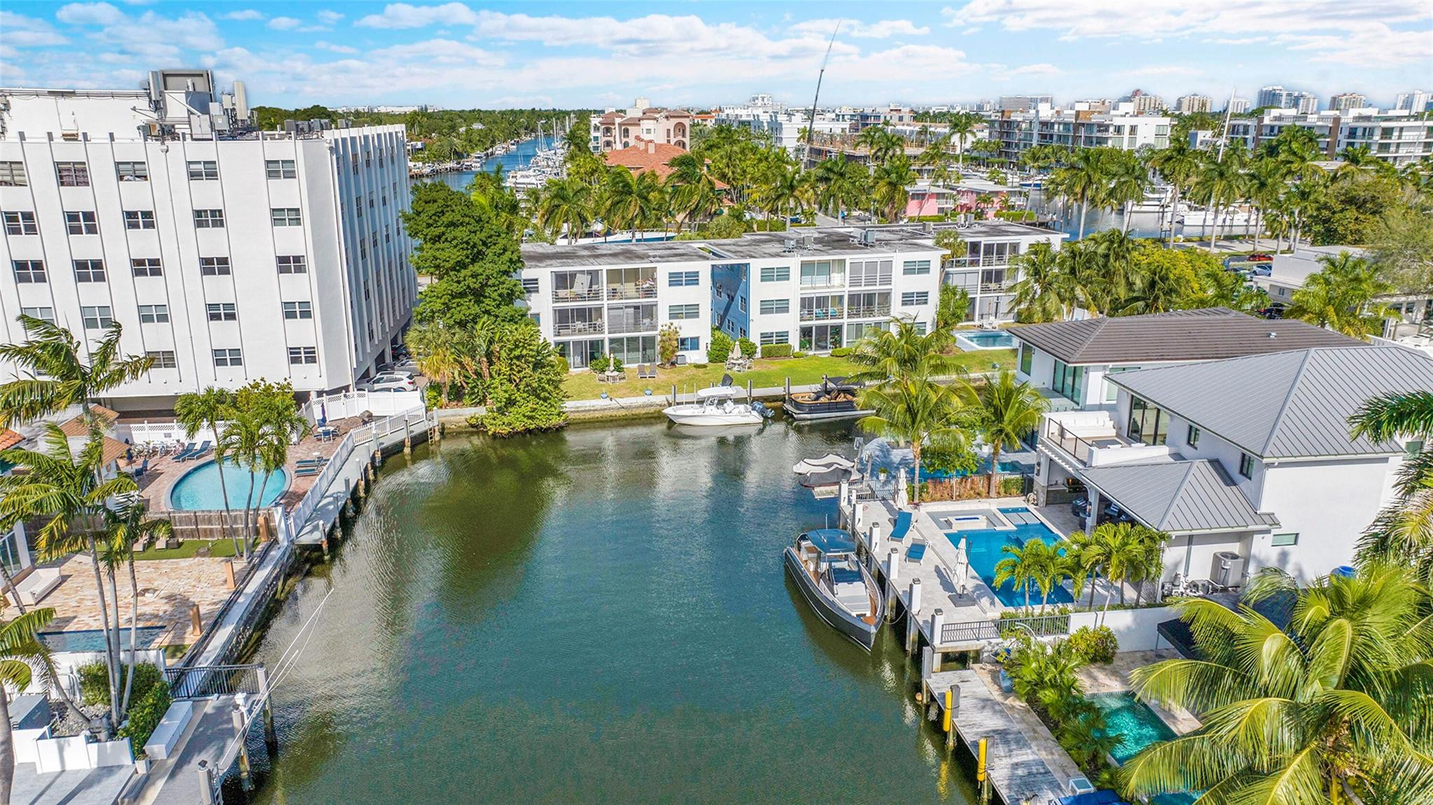 1790 E Las Olas Blvd 25