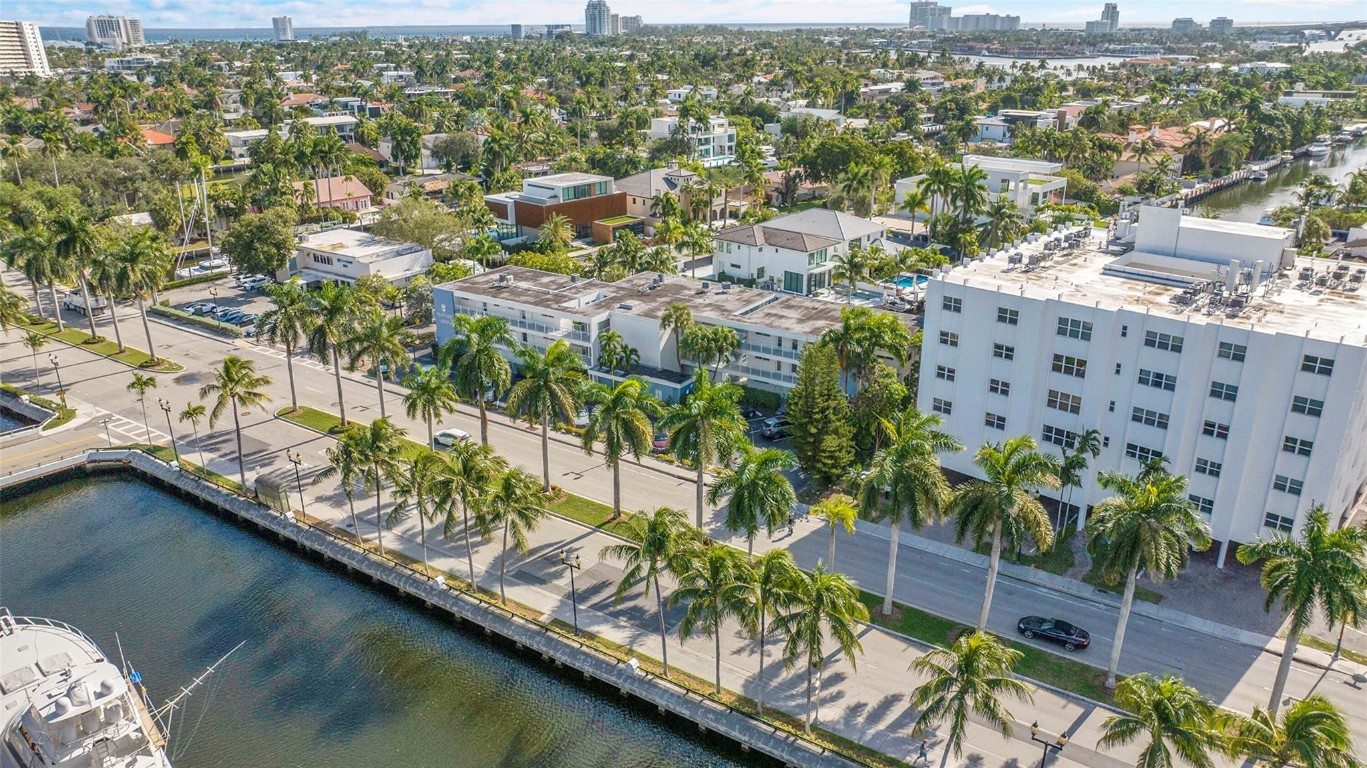 1790 E Las Olas Blvd 25