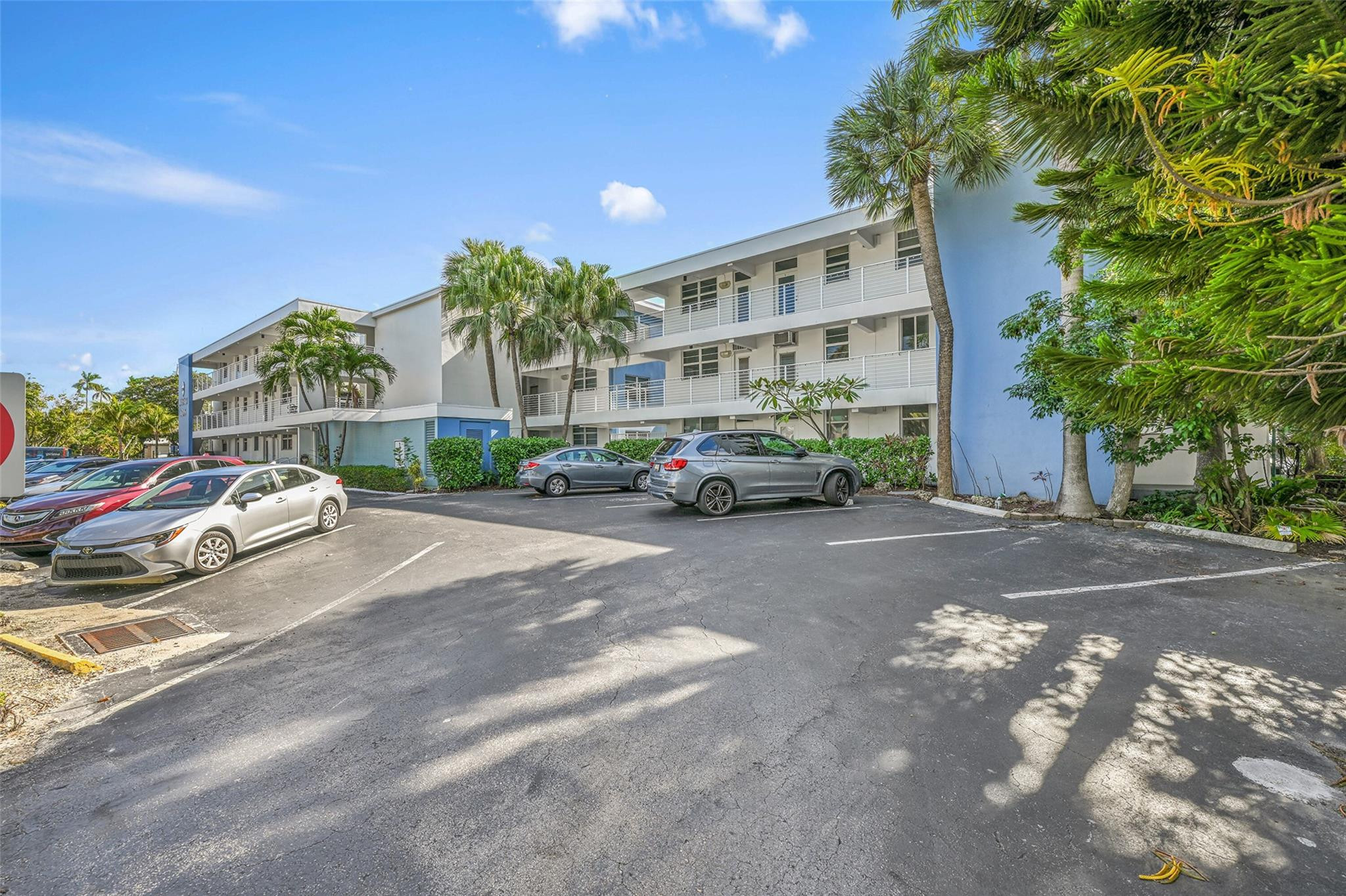 1790 E Las Olas Blvd 25