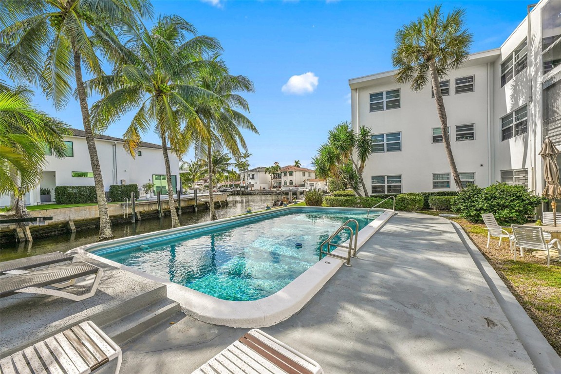 1790 E Las Olas Blvd 25