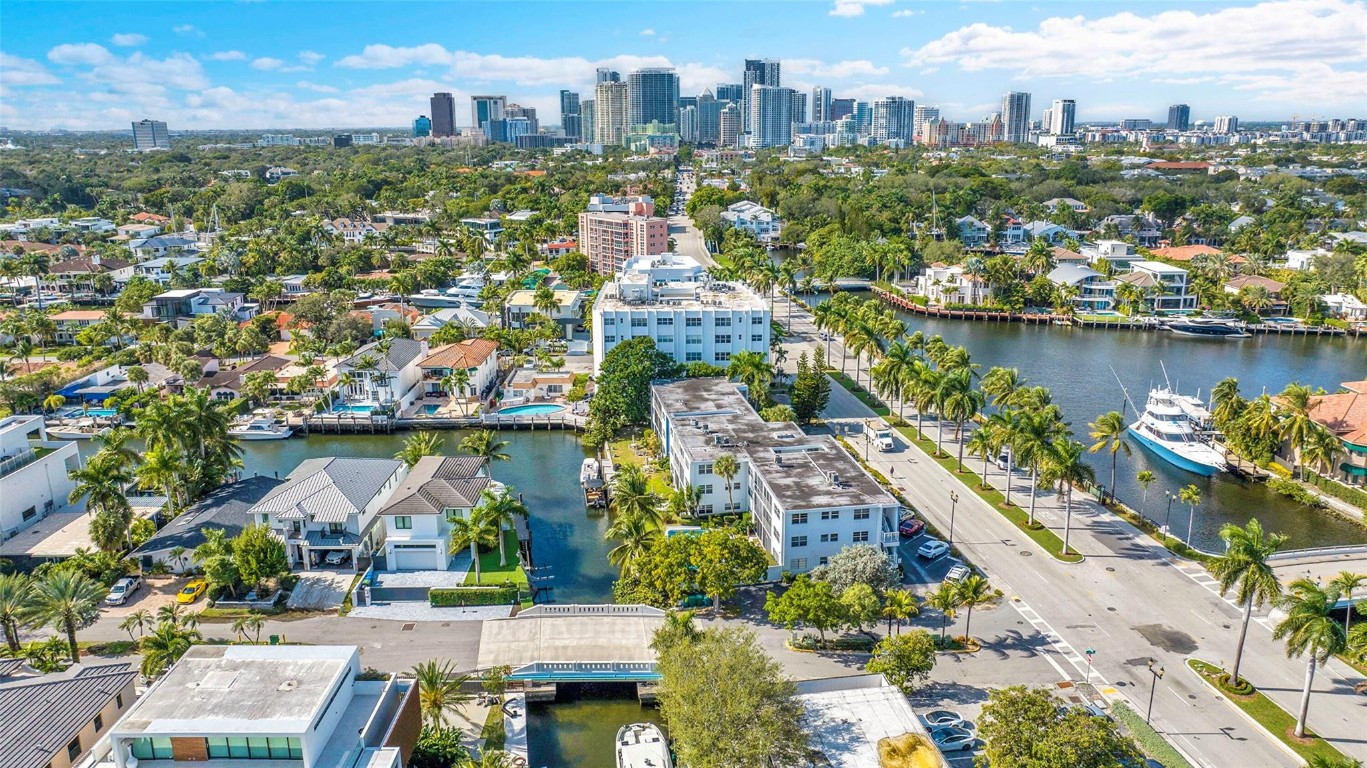 1790 E Las Olas Blvd 25