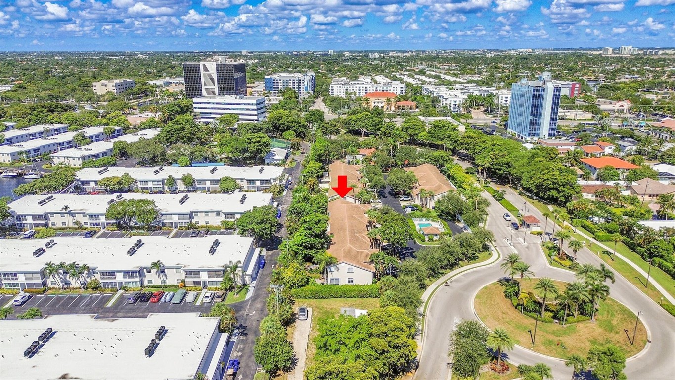 2922 Port Royale Ln 2922