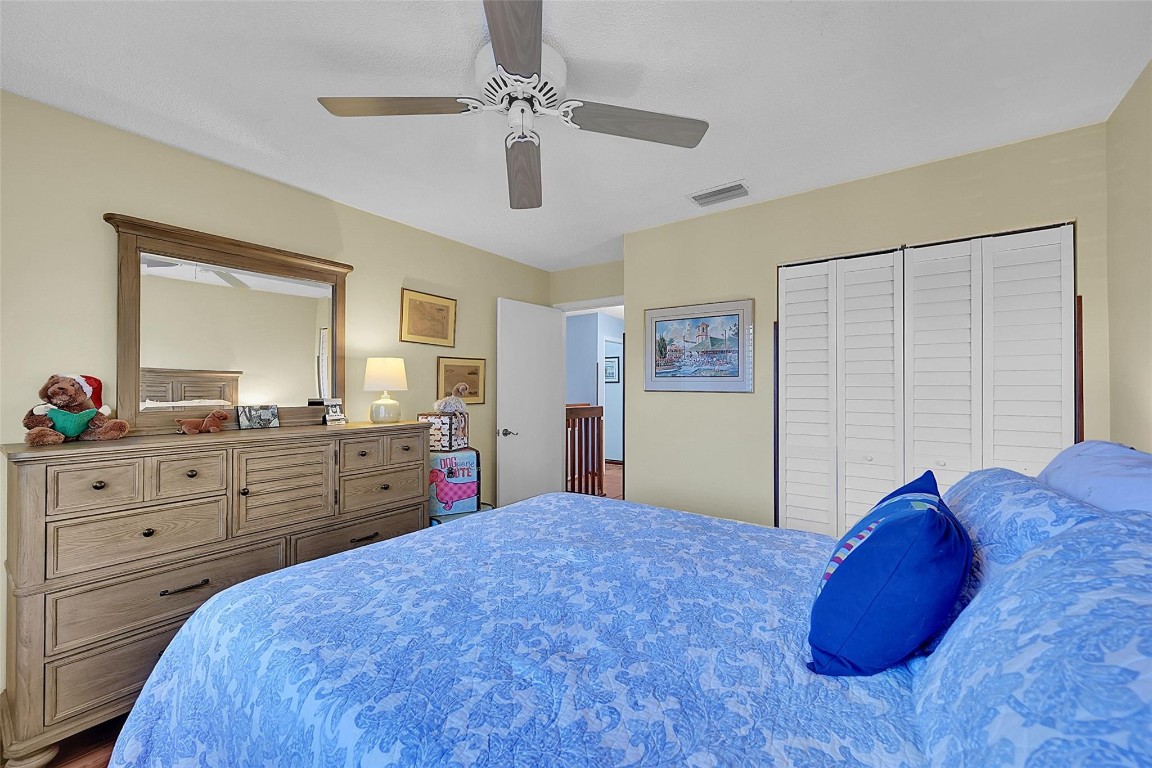 2922 Port Royale Ln 2922