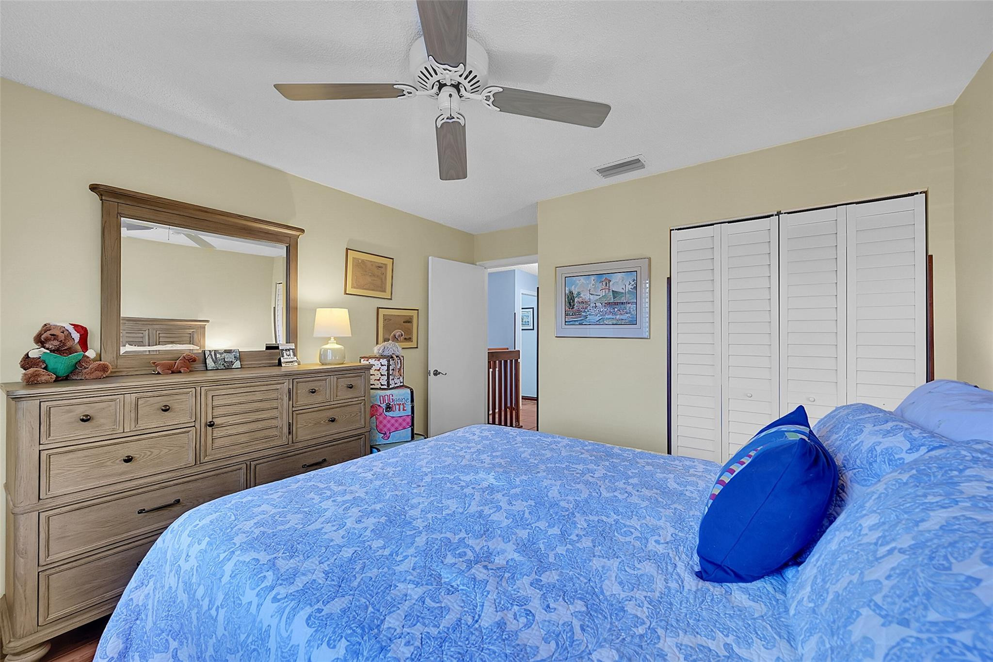 2922 Port Royale Ln 2922