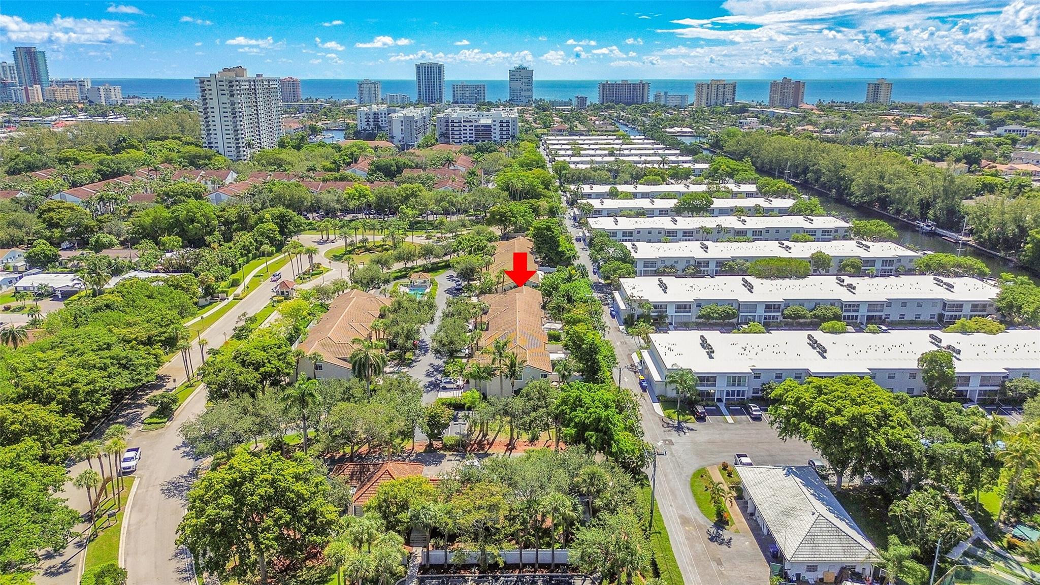 2922 Port Royale Ln 2922