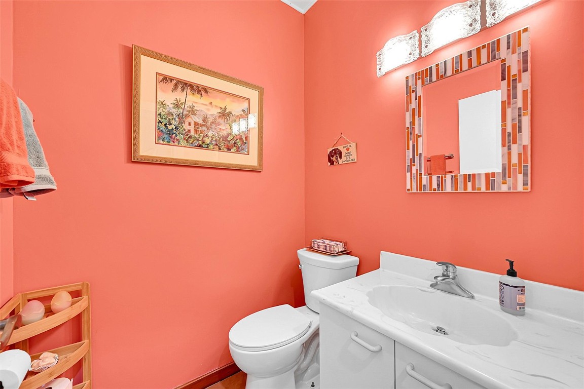 2922 Port Royale Ln 2922