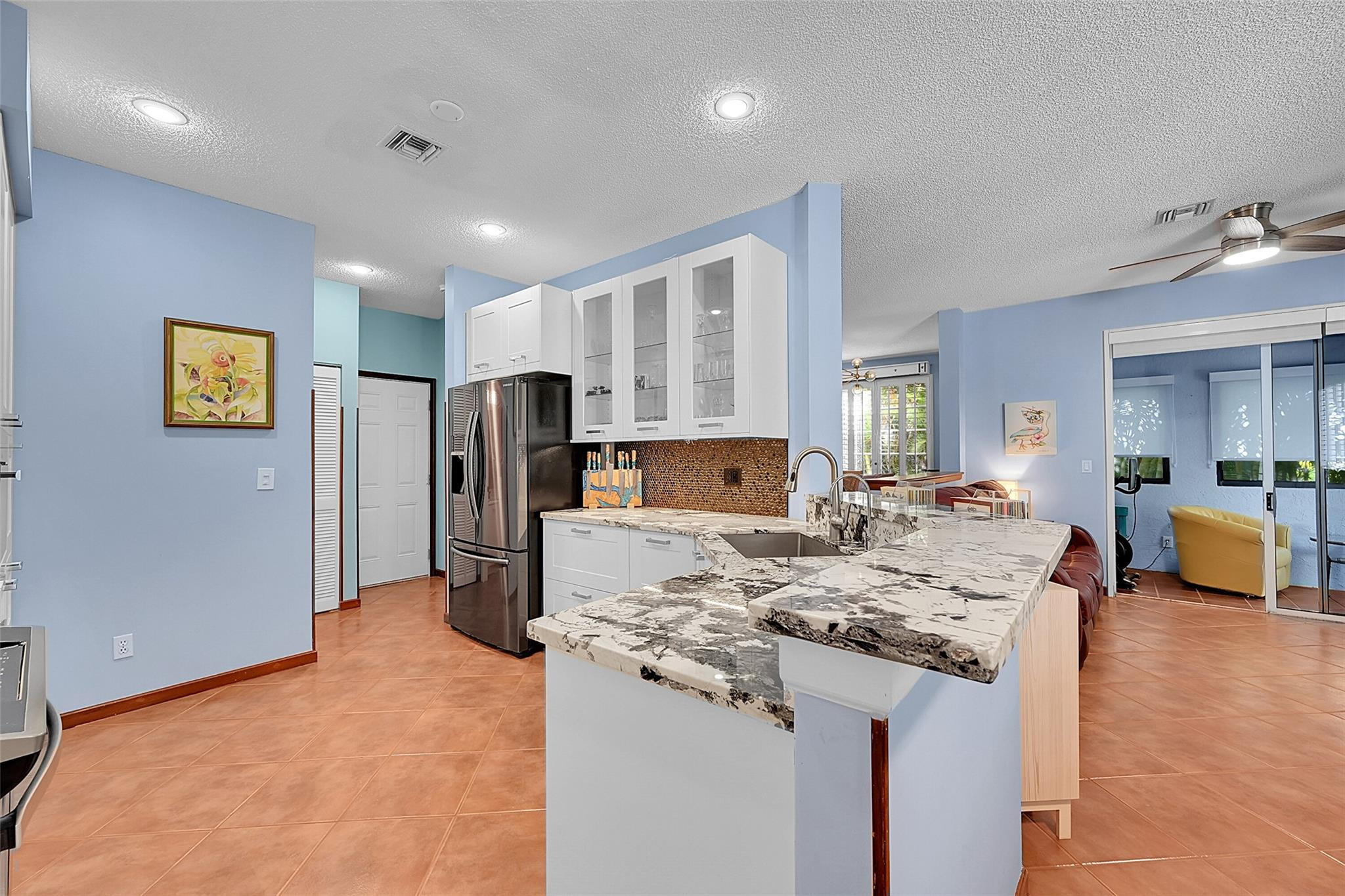 2922 Port Royale Ln 2922
