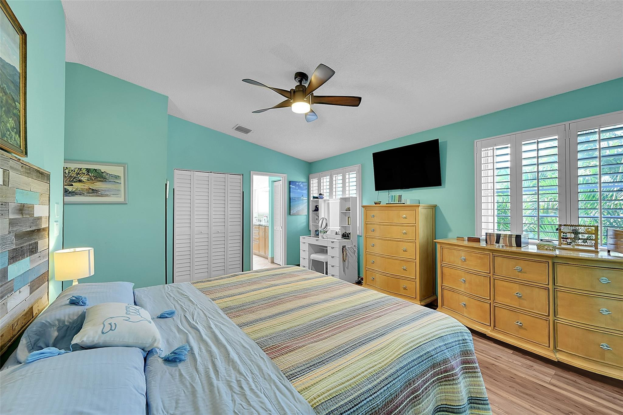 2922 Port Royale Ln 2922