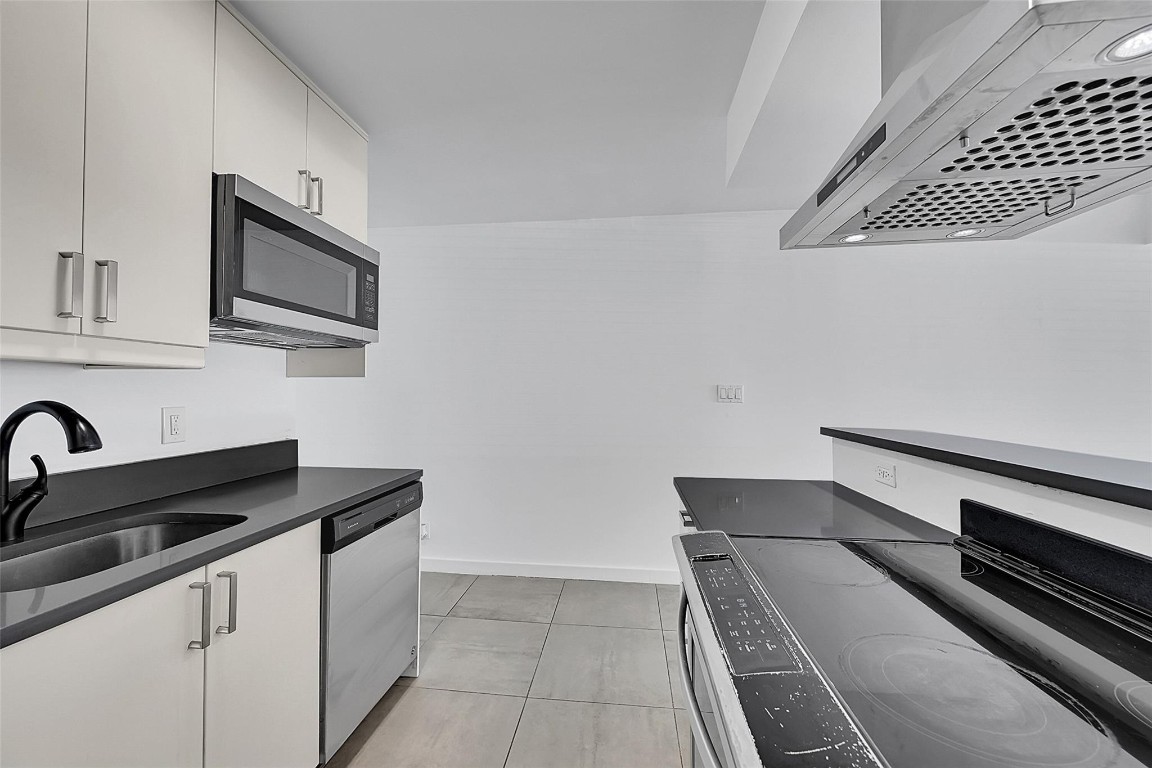 200 NW 25th Street, Fort Lauderdale