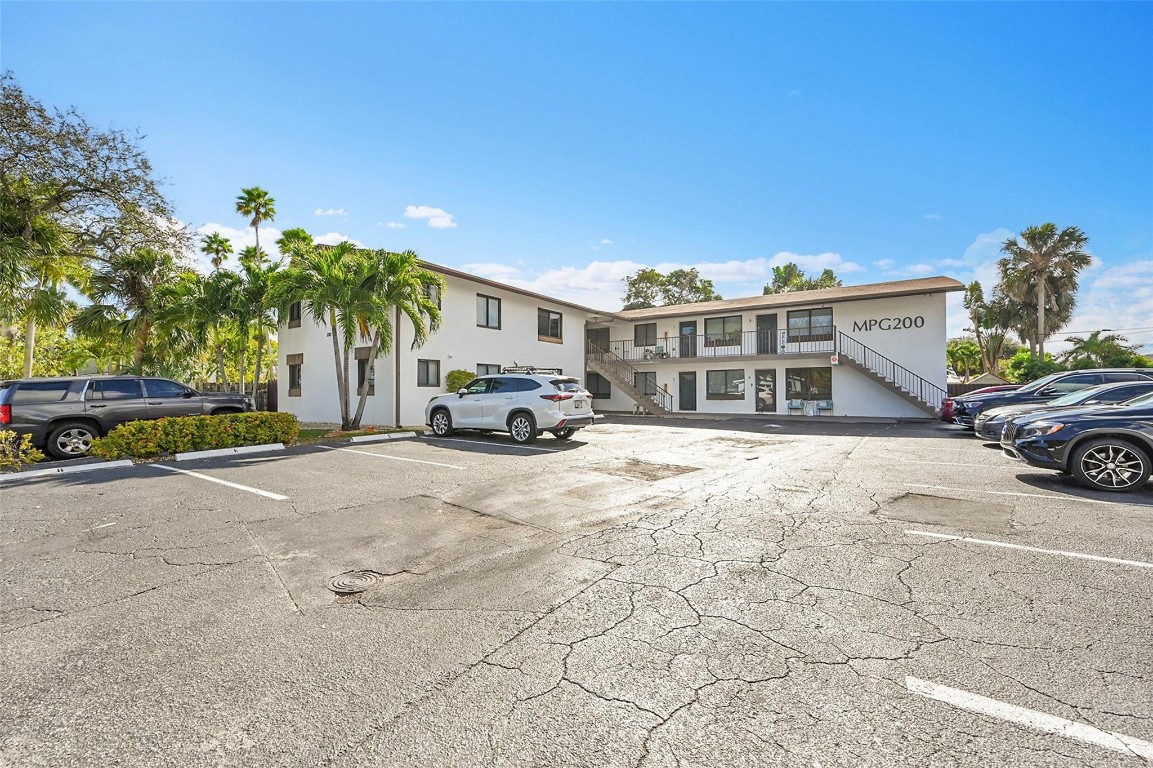 200 NW 25th Street, Fort Lauderdale