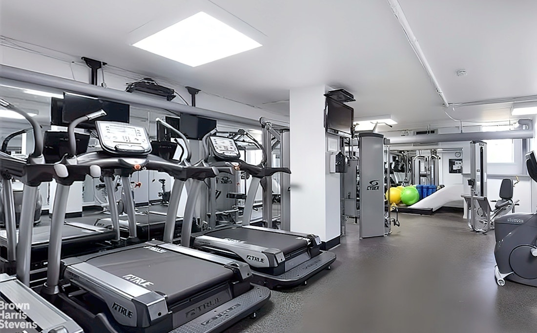 4525 Henry Hudson Parkway W B607