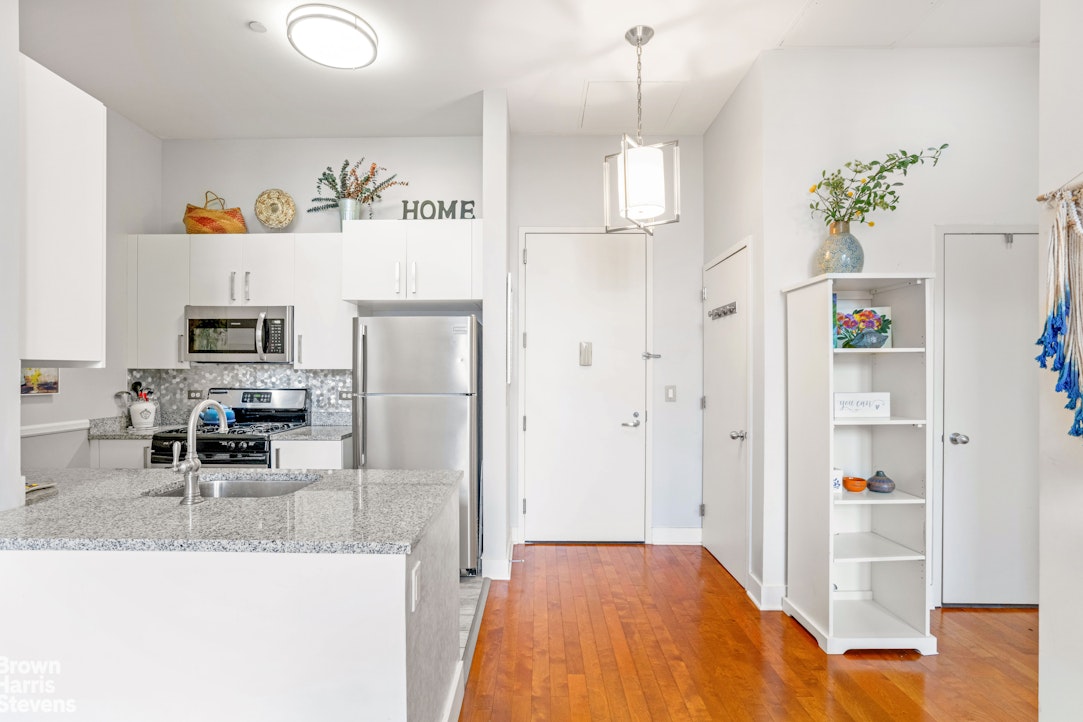 220 W 148TH Street 3N