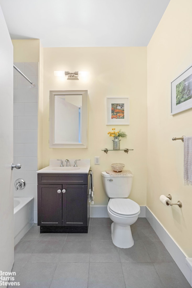 220 W 148TH Street 3N