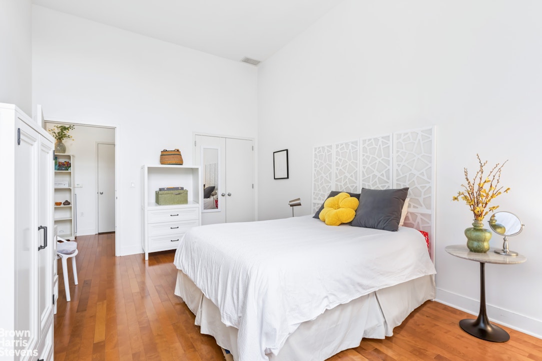 220 W 148TH Street 3N