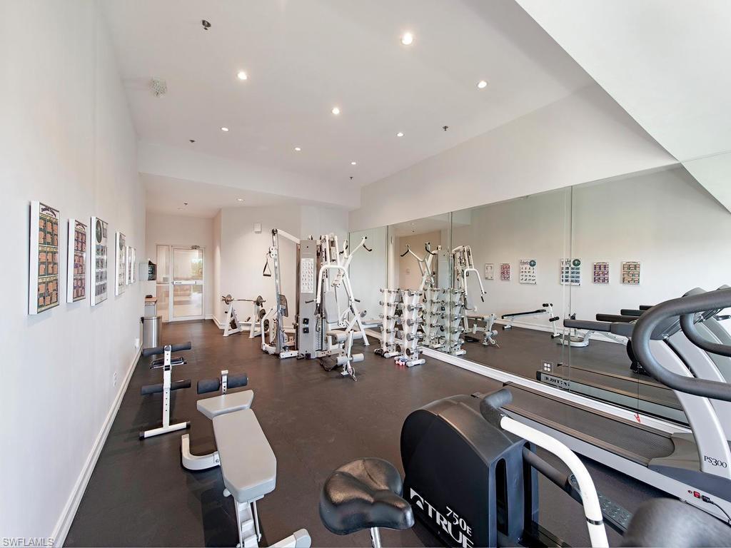 4811 Island Pond CT # 402