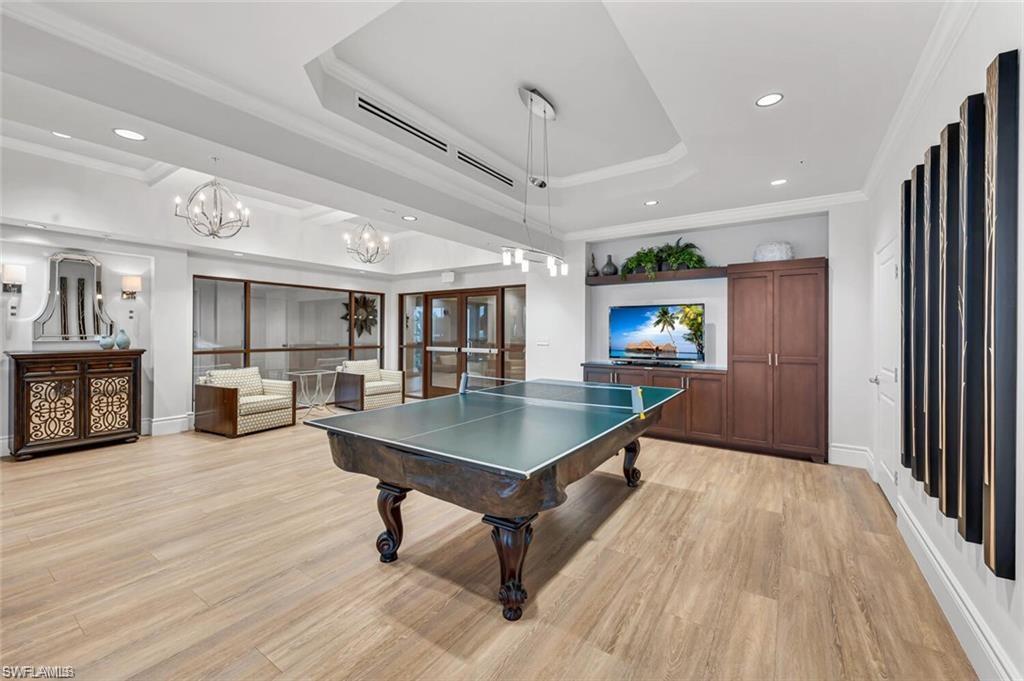 4811 Island Pond CT # 402