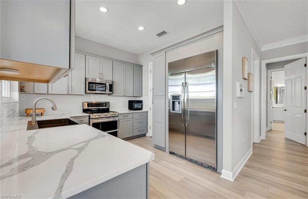 26661 Egrets Landing DR # 202, BONITA SPRINGS Unit: 202