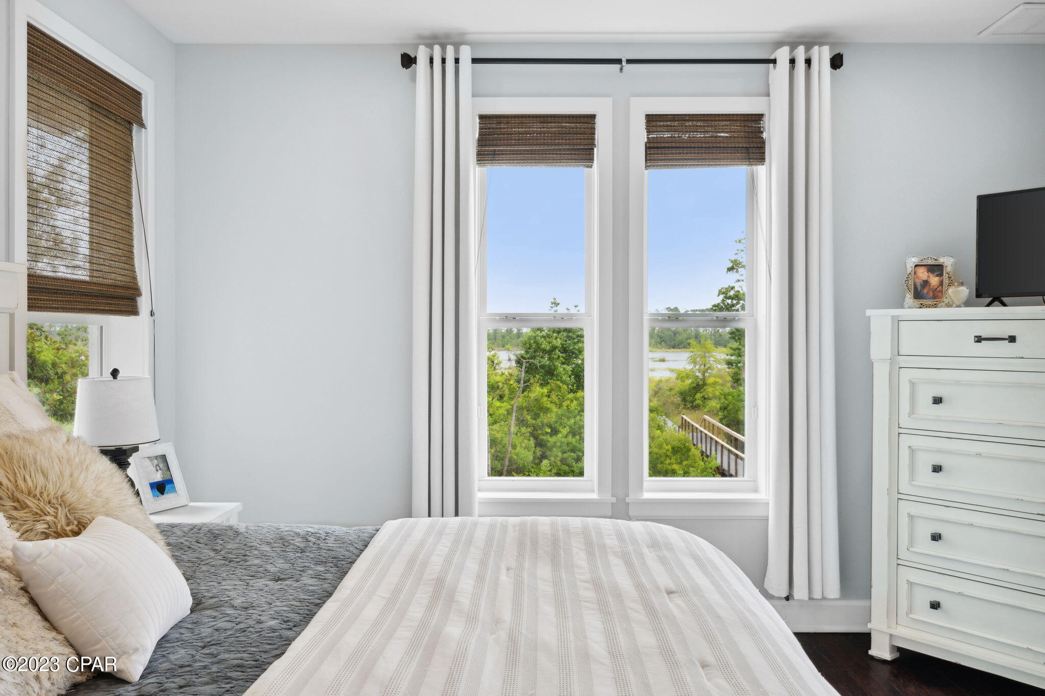 9734 Summer Creek Drive