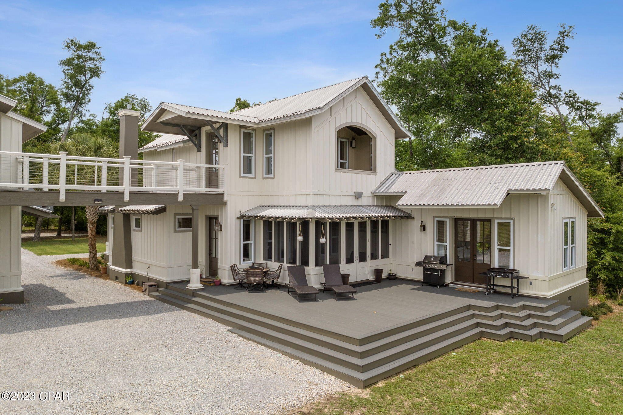 9734 Summer Creek Drive