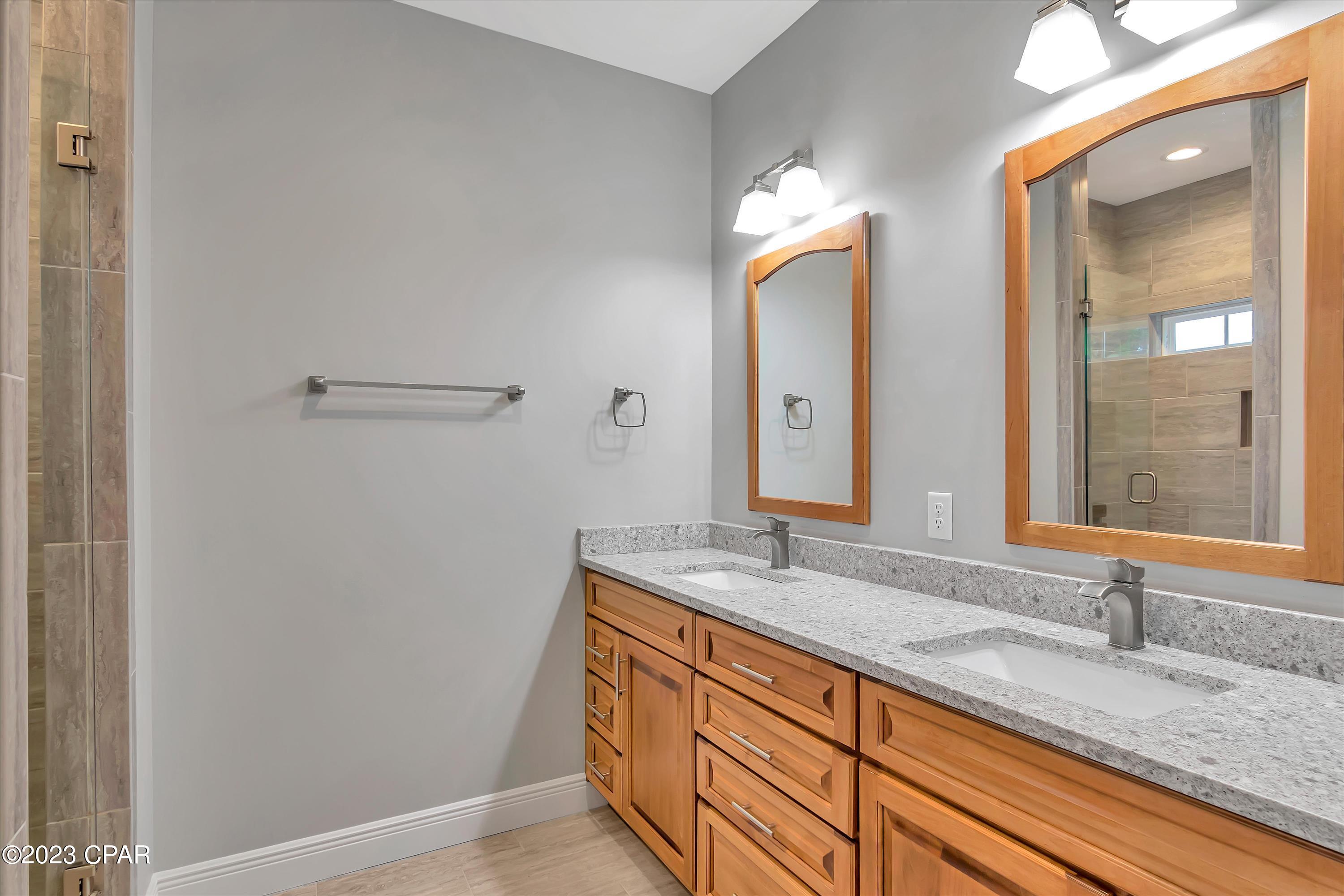 112 S Vestavia Street