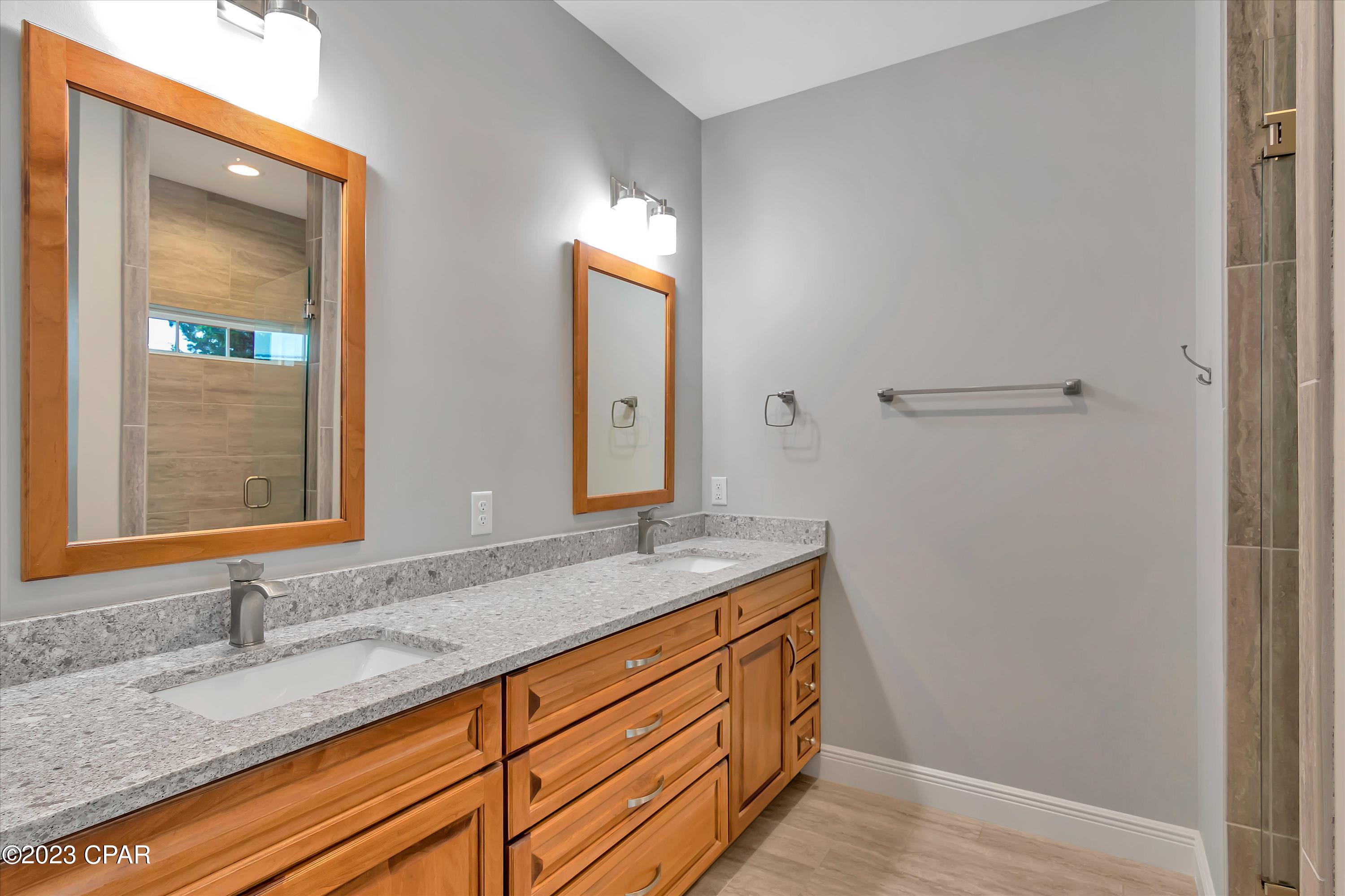 112 S Vestavia Street