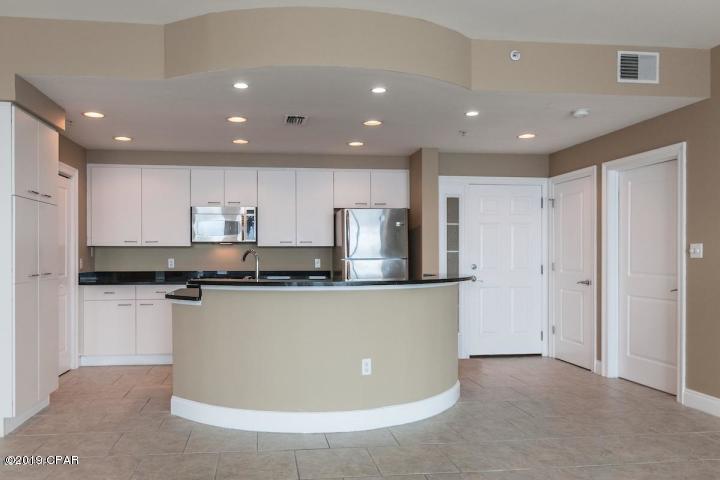 6422 W Highway 98 703