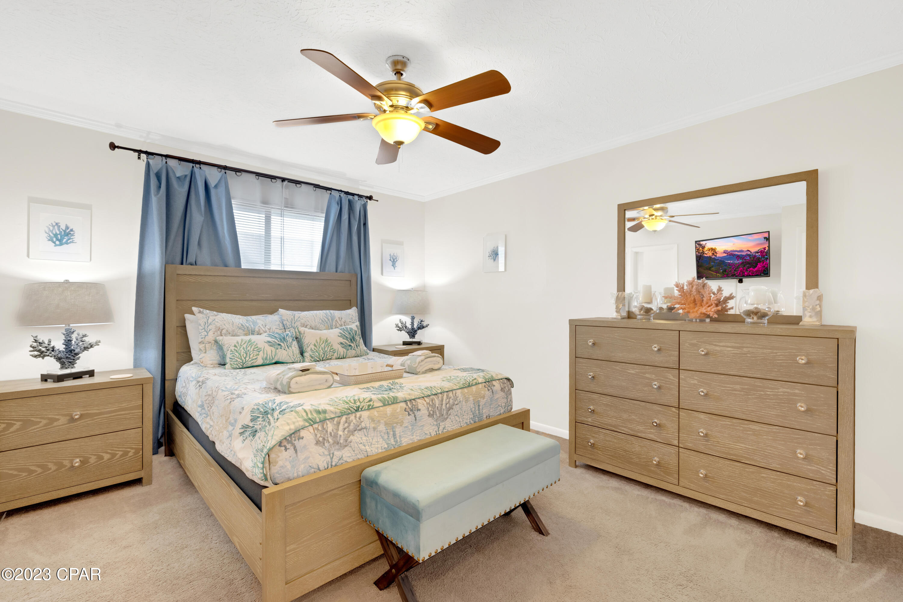 3903 Venetian Circle