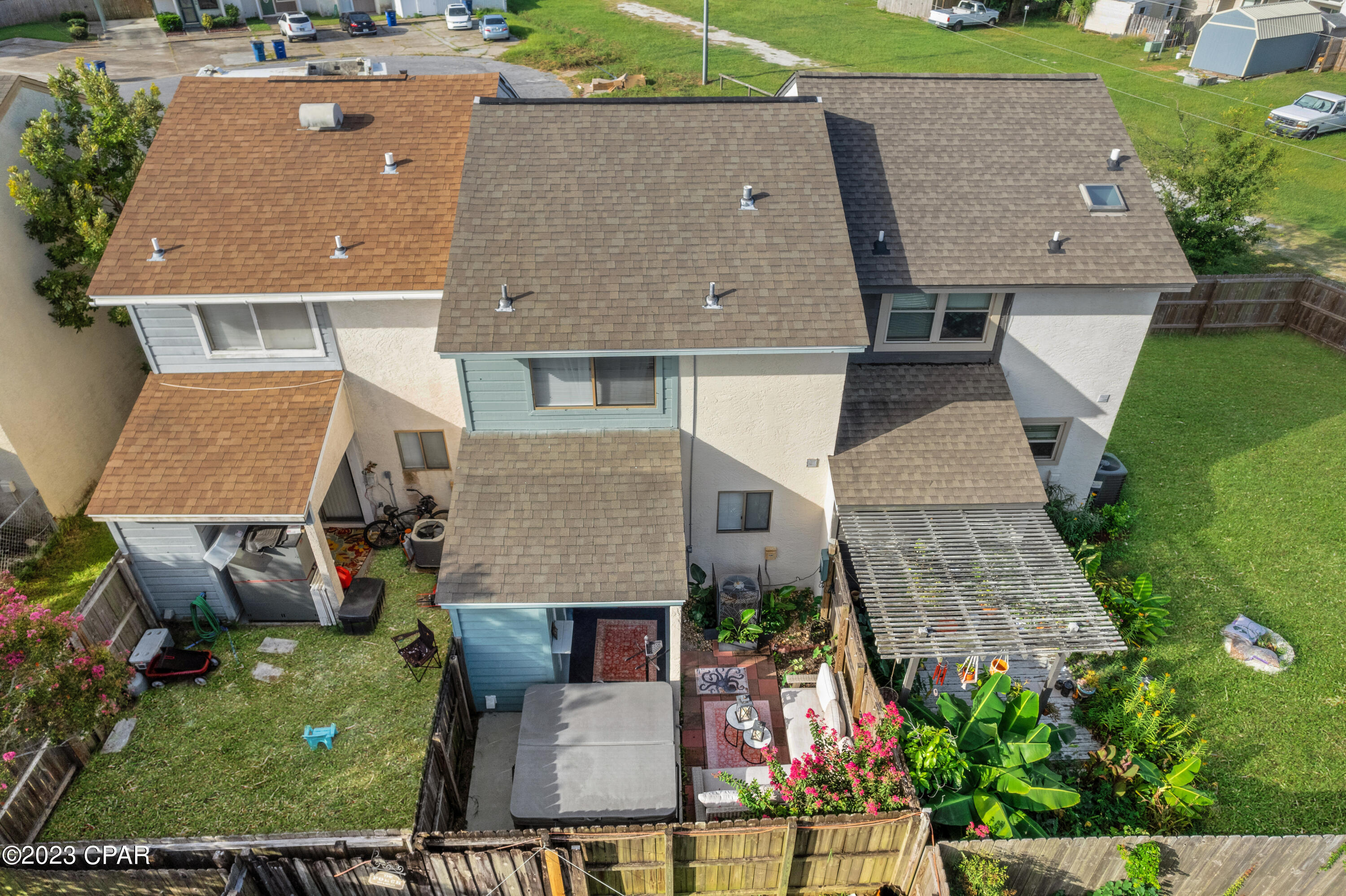 3903 Venetian Circle