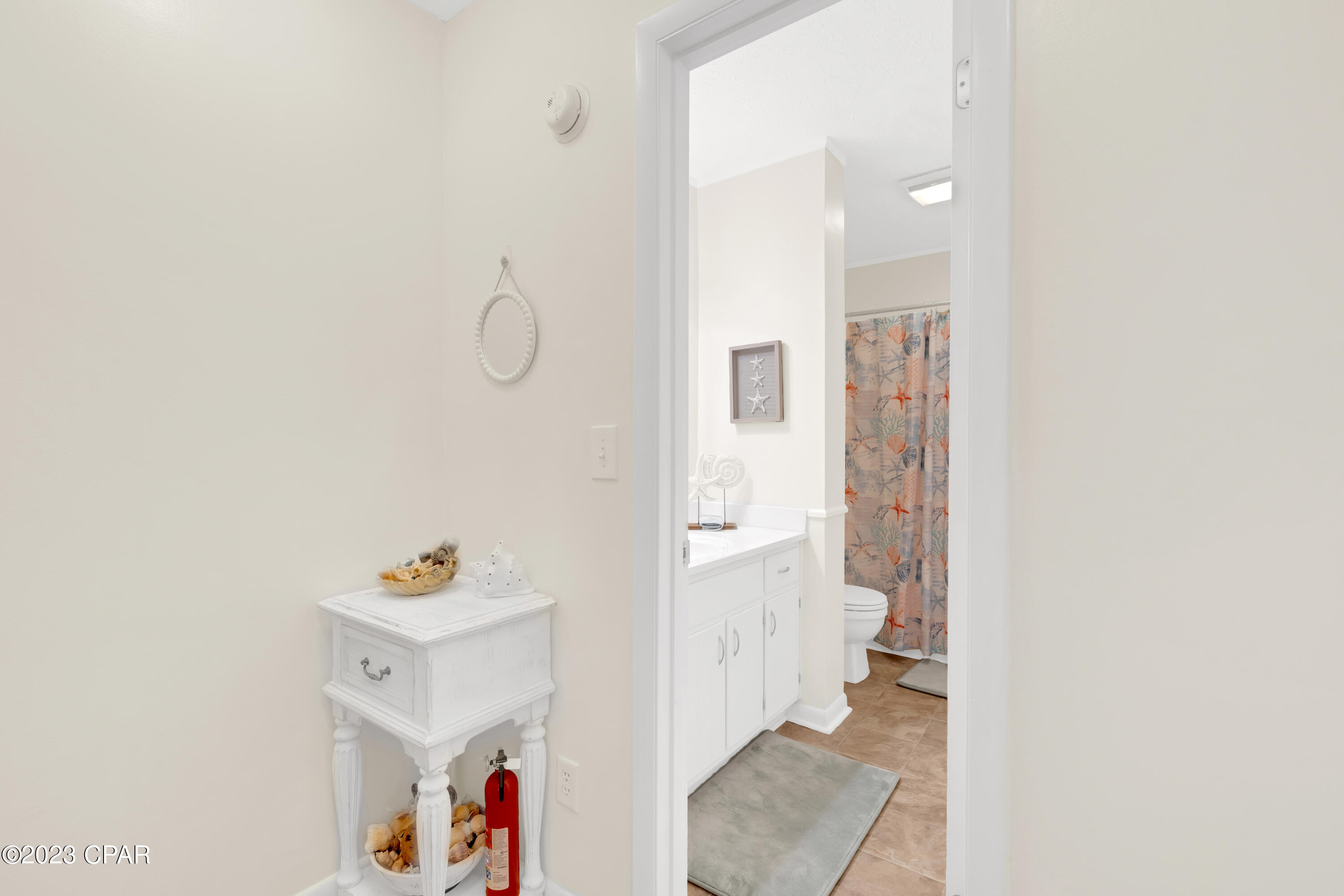 3903 Venetian Circle