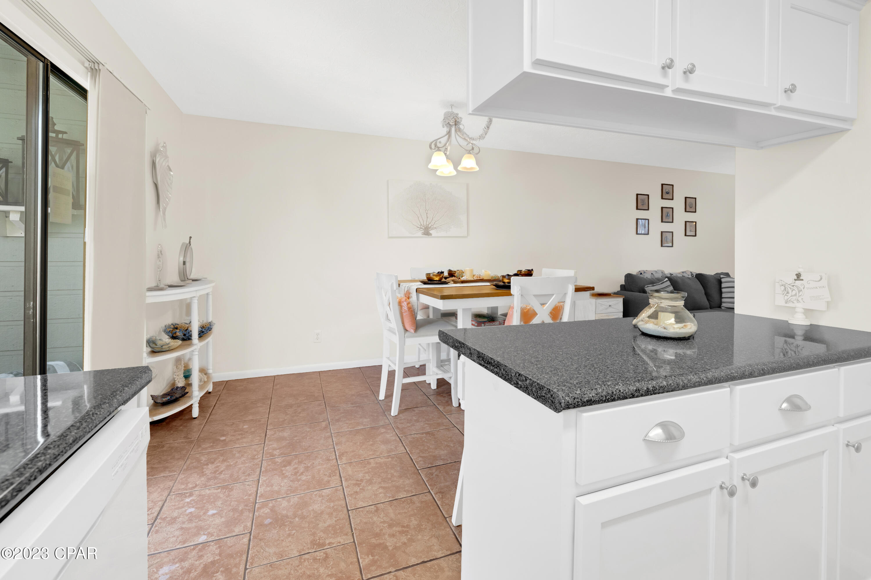 3903 Venetian Circle