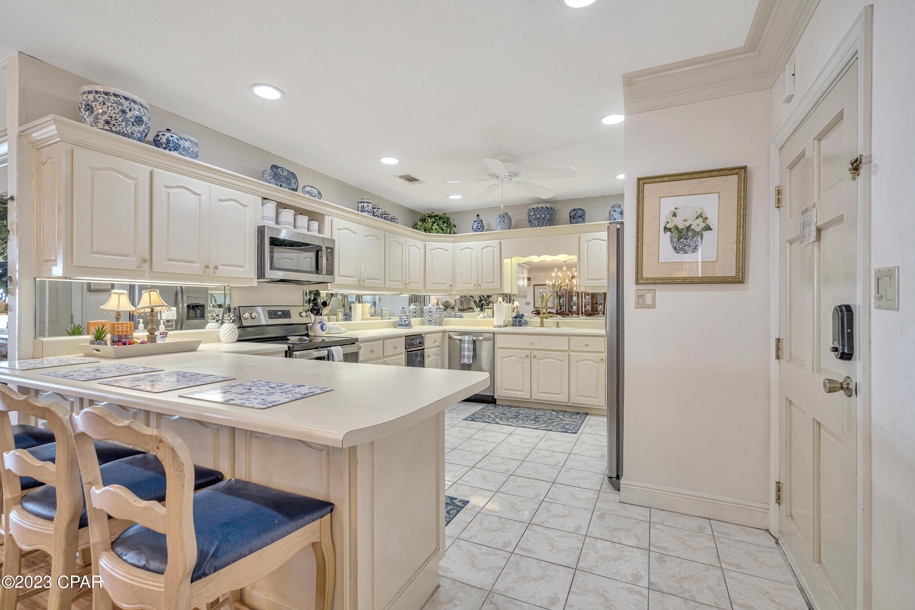 5801 Thomas Drive 1409