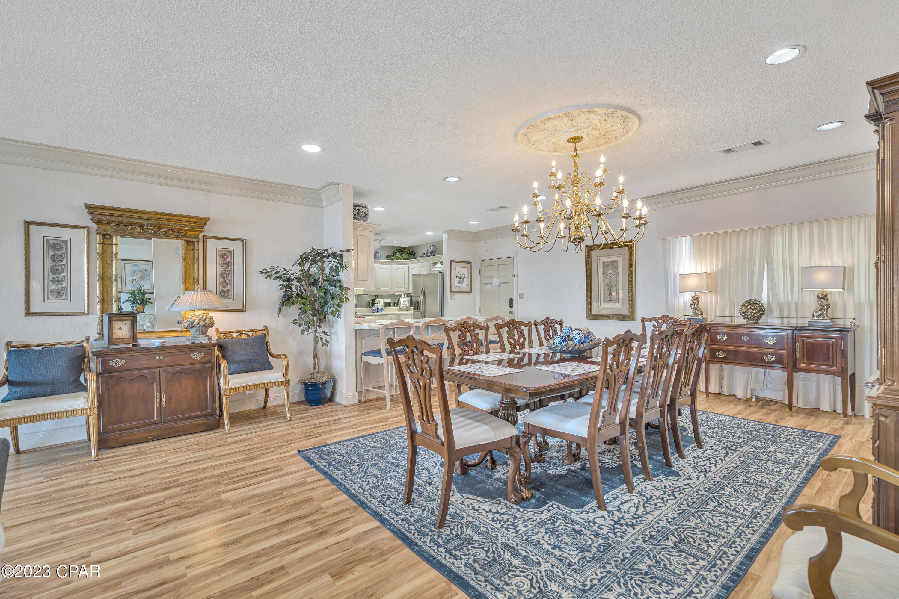 5801 Thomas Drive 1409