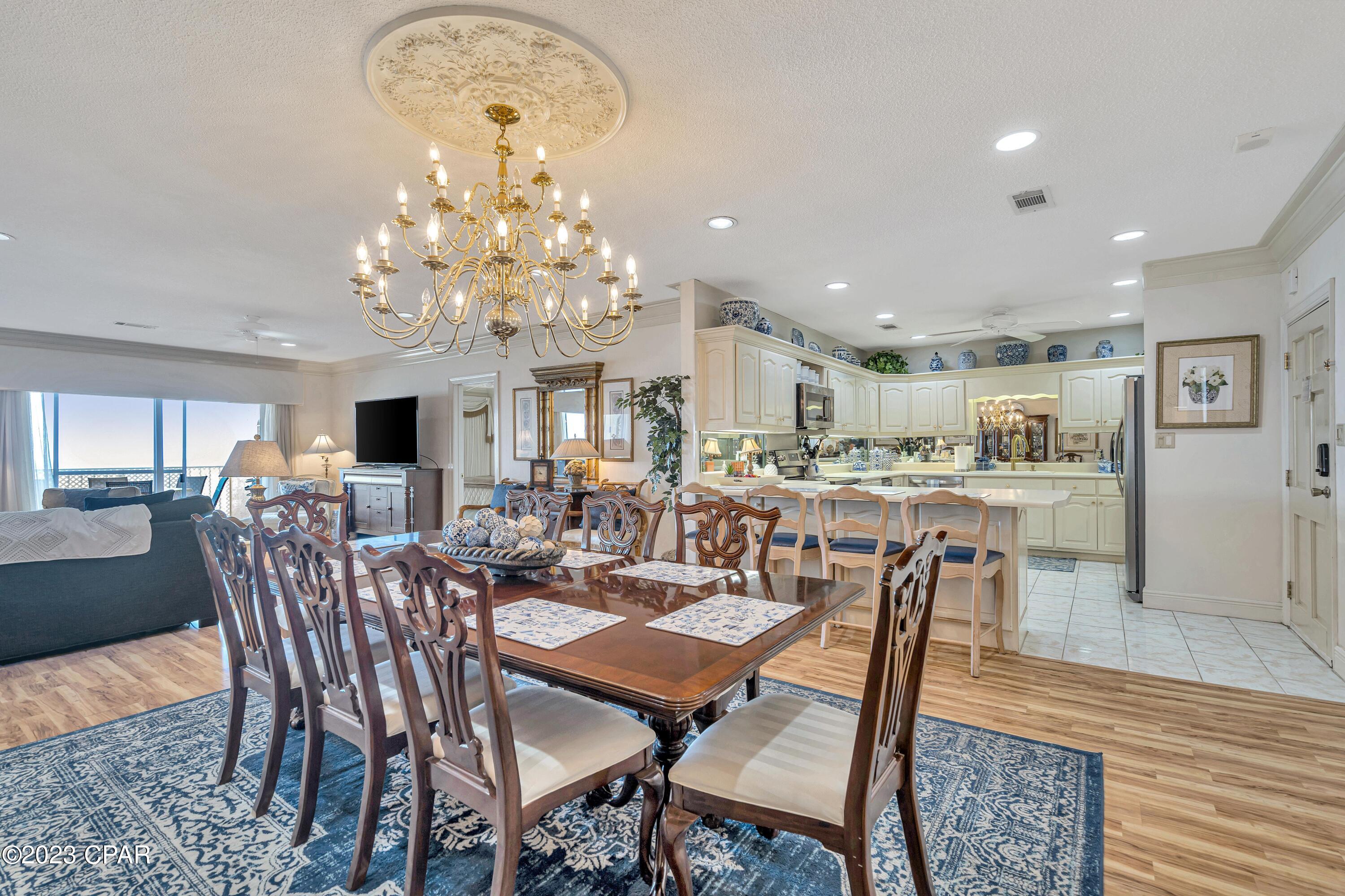 5801 Thomas Drive 1409