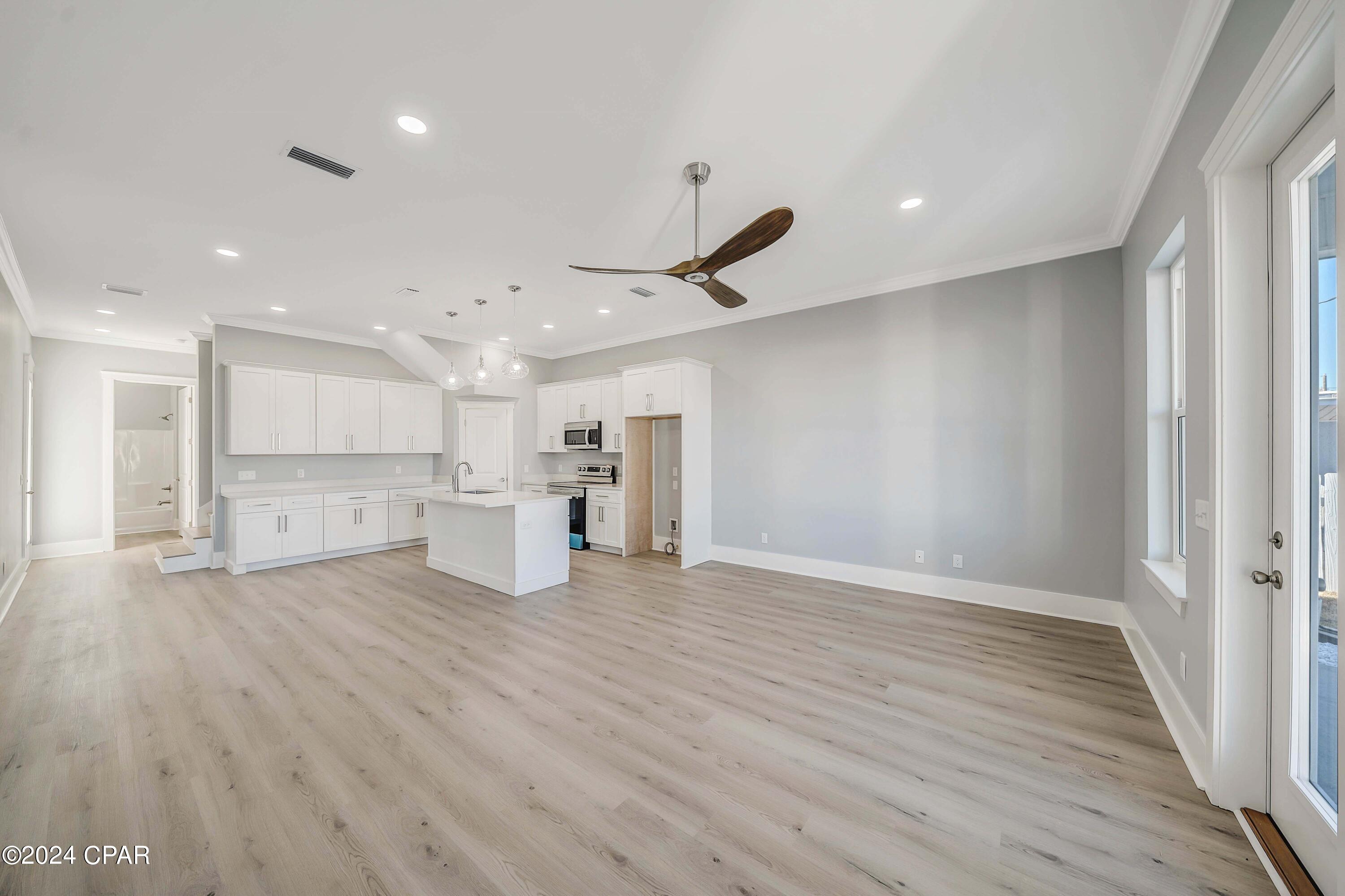 6837 Beach Drive