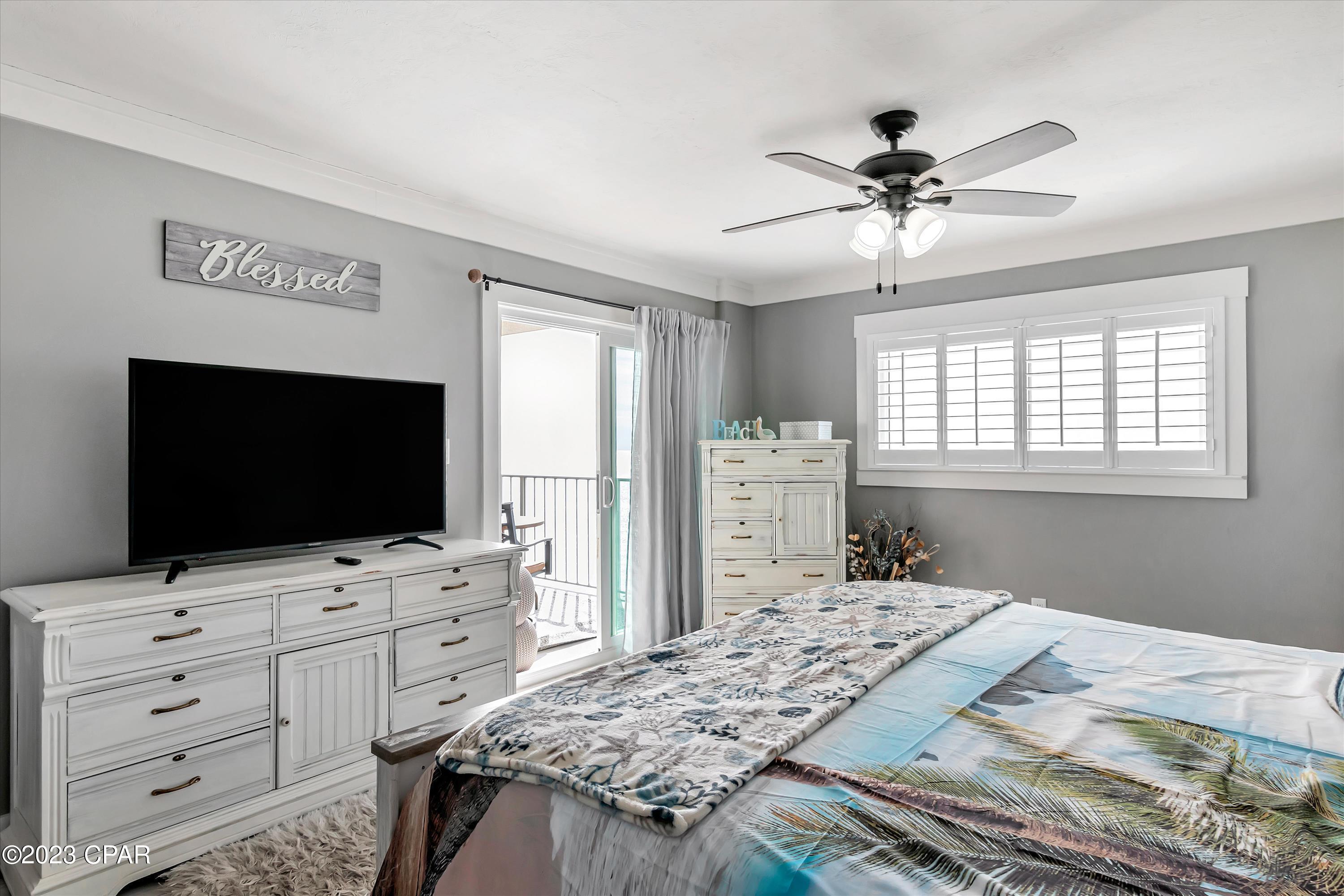 5801 Thomas Drive Drive 1114