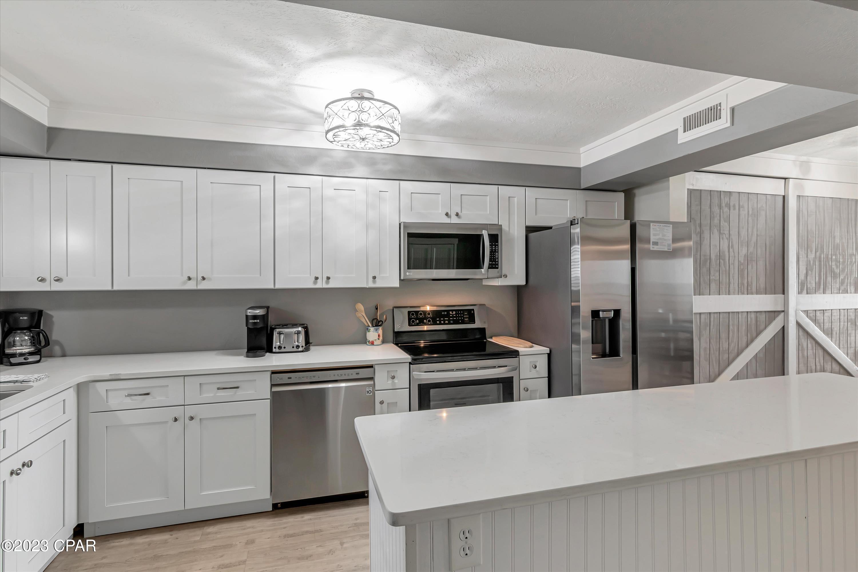 5801 Thomas Drive Drive 1114