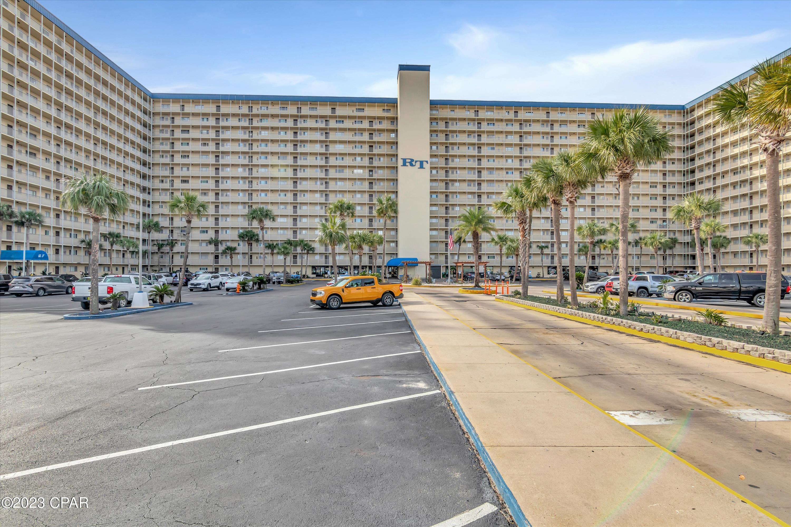 5801 Thomas Drive Drive 1114