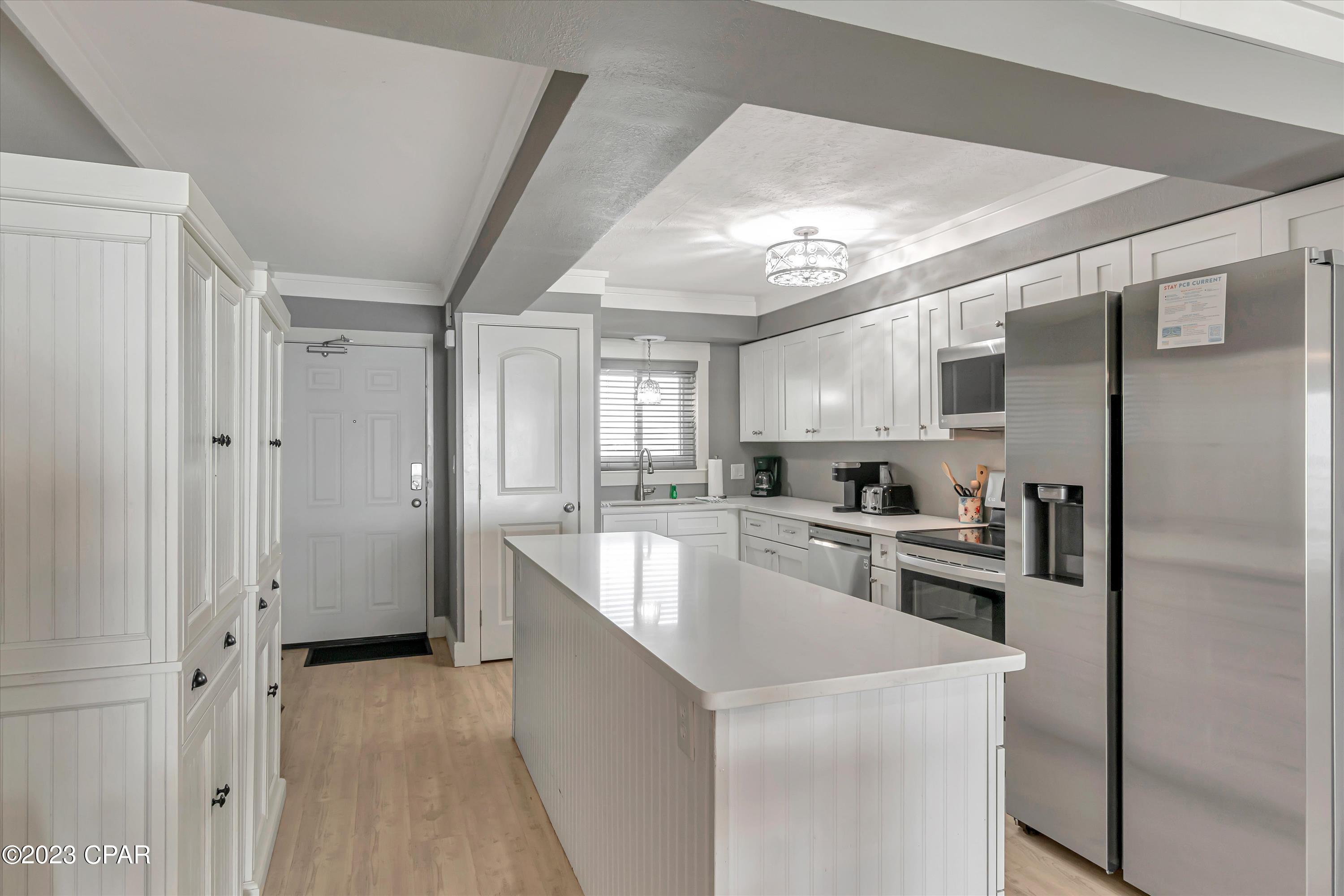 5801 Thomas Drive Drive 1114