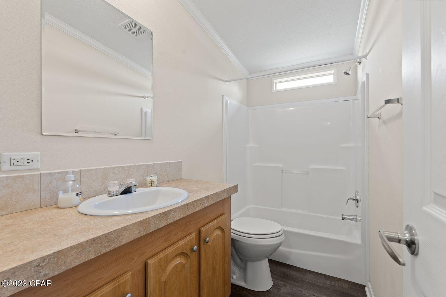 9141 Crook Hollow Road