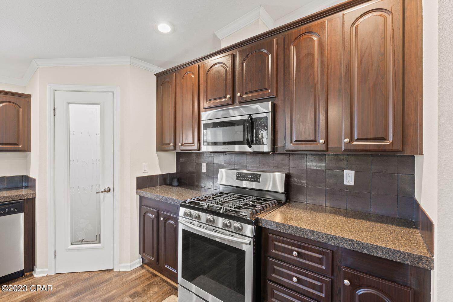 9141 Crook Hollow Road