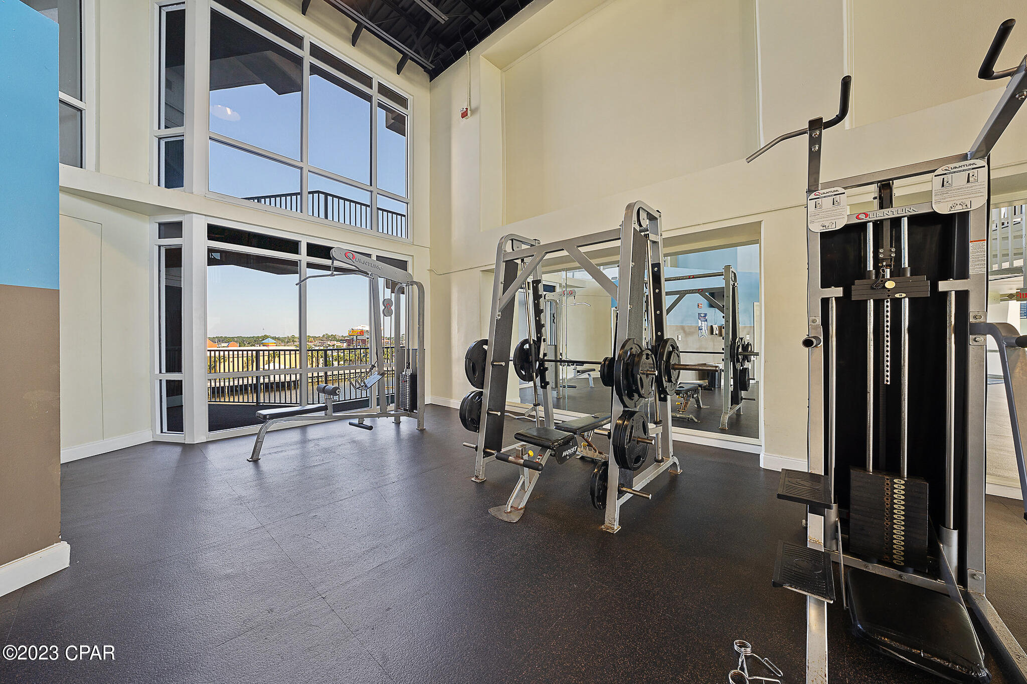 9902 S Thomas Drive Unit: 1935