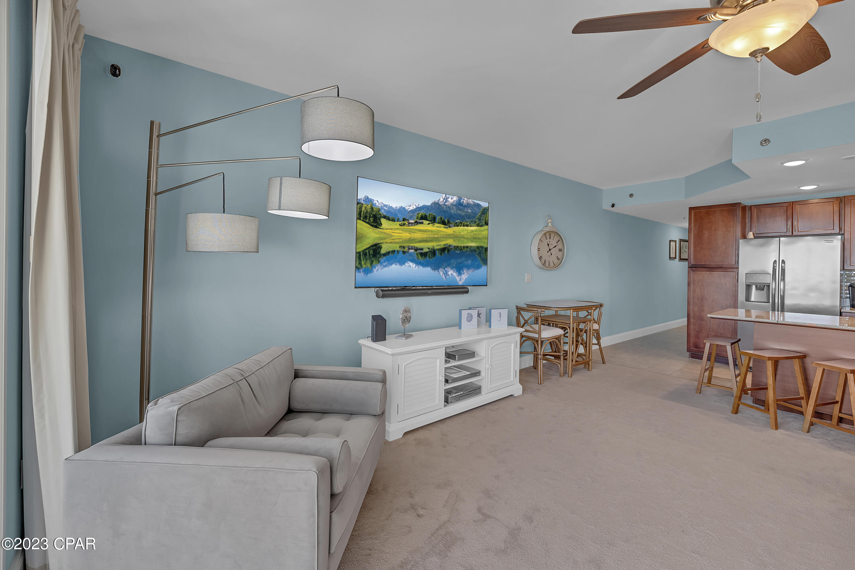 9902 S Thomas Drive Unit: 1935